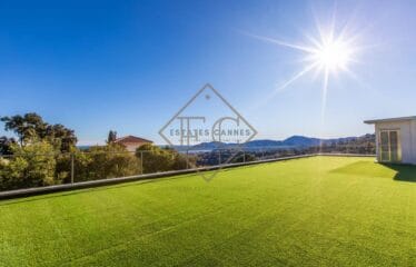 Sublime Villa Contemporaine avec Vue Mer Panoramique à 10 min de Cannes