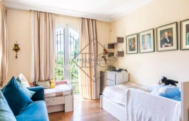 Elegant Villa in the Heart of Cap d’Antibes – Walking Distance to the Beach