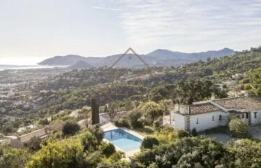 Villa avec vue mer panoramique à 180° – Emplacement idéal proche plage