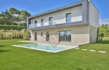 Splendeur Contemporaine à Mougins